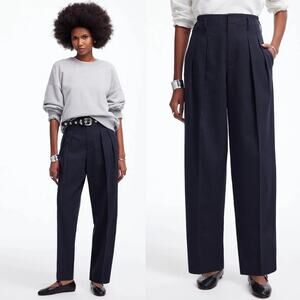 NEW Madewell Pleated Carrot Pants Black Coal Size 8 Normcore Staple Minimalist